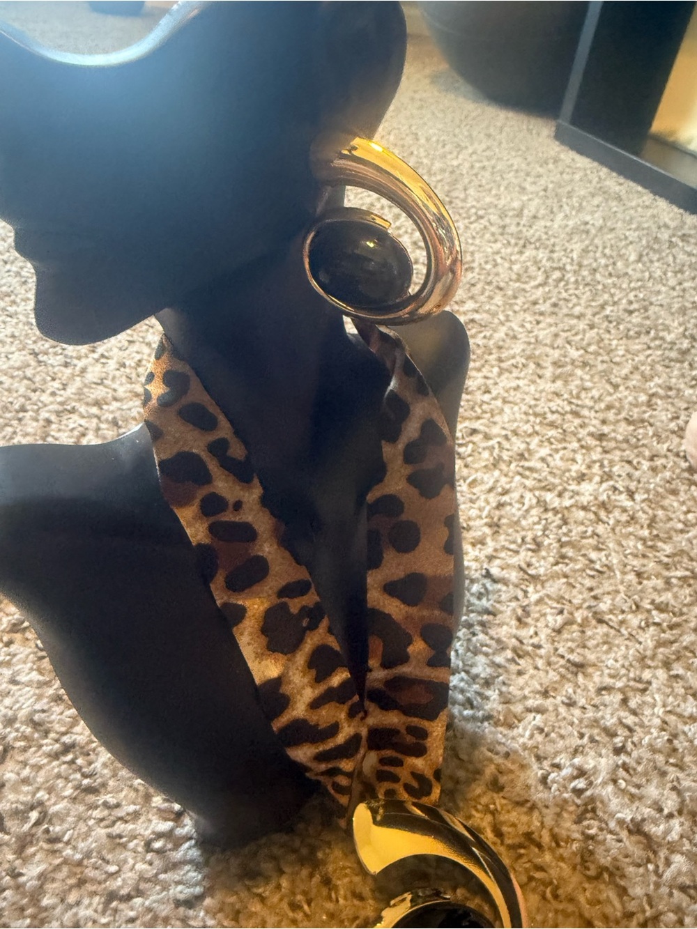 Leopard Print Scarf Necklace with Gold-Tone Pendant and earrings 8